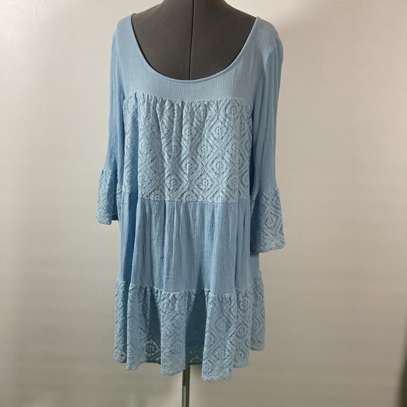 entro Dresses & Skirts - Entro Dress Women Size Large Blue Bell Sleeves Crocheted Tiers